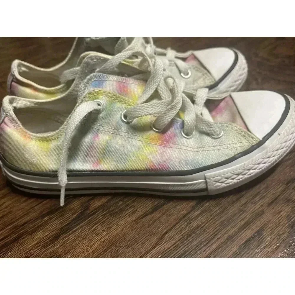 Girls, Tie-dye Converse Shoes, size‎ 2